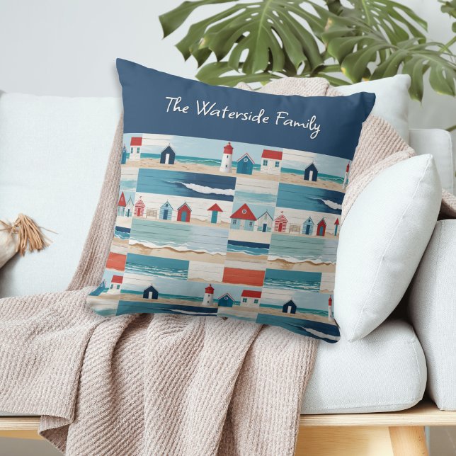 Almofada Praia Faróis do Mar Azul Costeiro (A personalized nautical pillow with modern design of sand, ocean, beach huts and lighthouses)