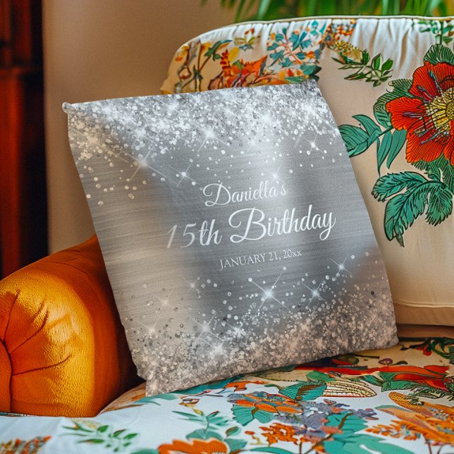 Almofada Prateado Brilhante de 15 Anos de Idade (Glittery Silver Foil 15th Birthday Throw Pillow)