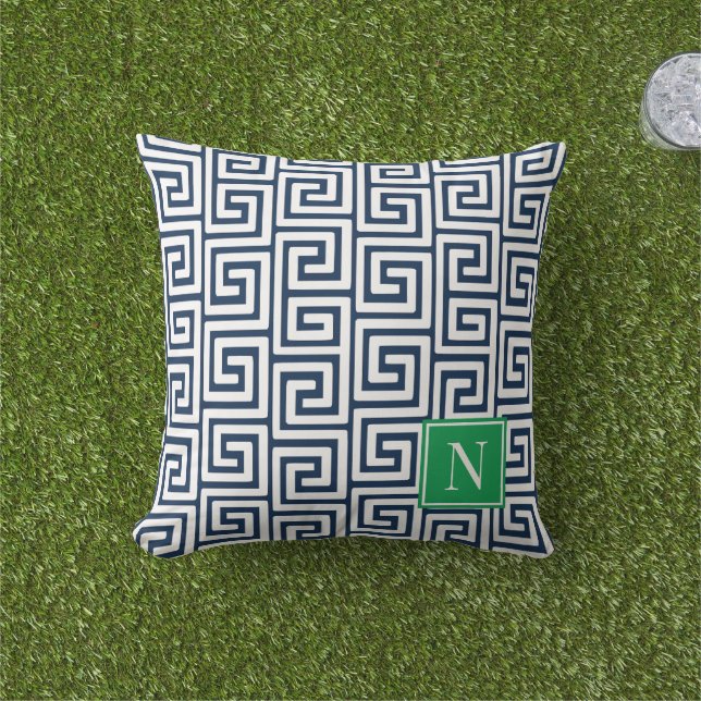 Almofada Preppy Greek Key Monogram – Navy & Green (Grama)