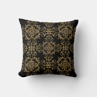 Almofada Preto Elegante com Design Dourado de Damasco com L