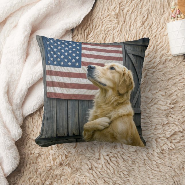 Almofada Proud Golden Retriever With American Flag (Cobertor)