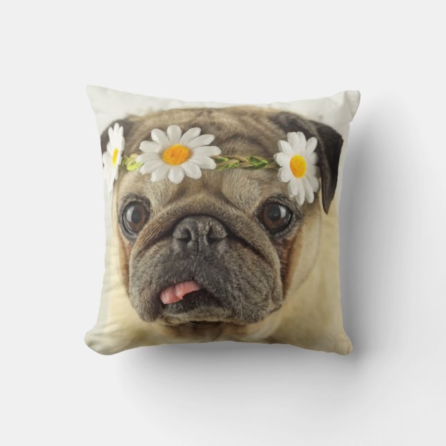 Almofada Pug com Daisy Crown (Frente)