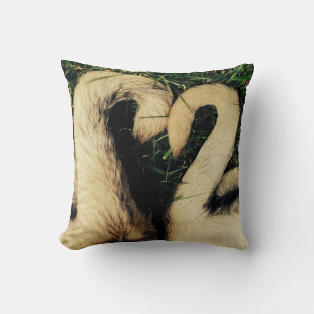 Almofada Pug Tails (Frente)