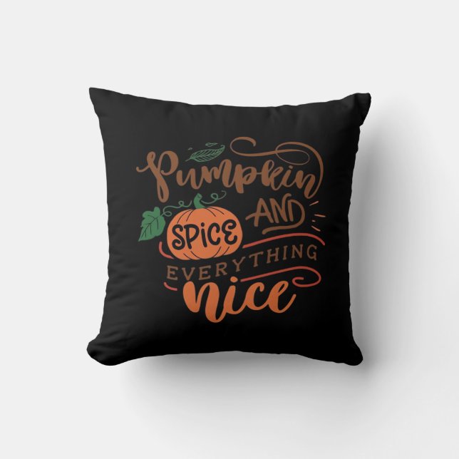 Almofada Pumpkin Spice E Tudo O Que É Boa Lama (Frente)