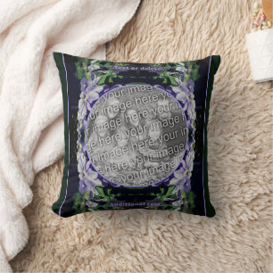 Almofada Púrpura Clematis No Quadro De Fronteira Adicionar