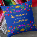 Almofada Quinceanera mexicana Fiesta Flores Azuis<br><div class="desc">Quinceañera travesseiro com flores de fiesta mexicanas - ou sentir-se à vontade para personalizar como um belo presente de guardas para celebrar qualquer ocasião. Este travesseiro colorido e vibrante da Quinceanera tem flores de arte folclórica mexicanas em azul e verde roxo cor-de-rosa. O modelo está pronto para você personalizar, com...</div>