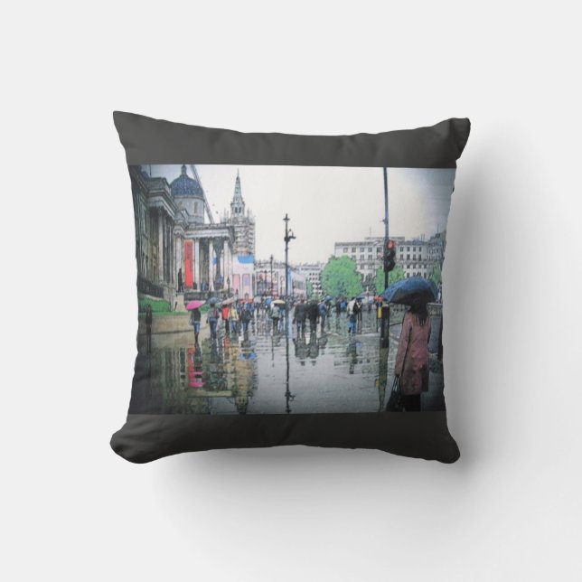 Almofada Rainy Day em Londres Inglaterra (Frente)