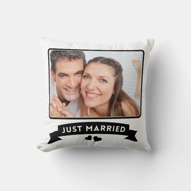 Almofada Recém-Casados Foto Personalizada de Casamento (Frente)