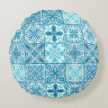 Almofada Redonda azulejos ornamentados em azul e branco<br><div class="desc">Vários azulejos pintados à mão com elementos florais</div>