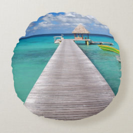 Almofada Redonda Barcos em um molhe no travesseiro decorativo