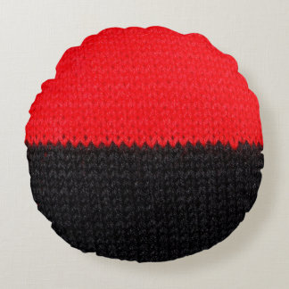 Almofada Redonda beautiful black and red knitted fabric with drawin