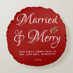 Almofada Redonda Casados & Alegres Nosso primeiro Natal Casados Ver