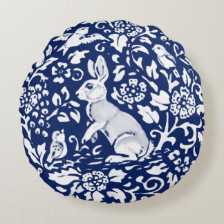 Almofada Redonda Cobalto Blue Rabbit Bird Floral Chinoiserie Dedham