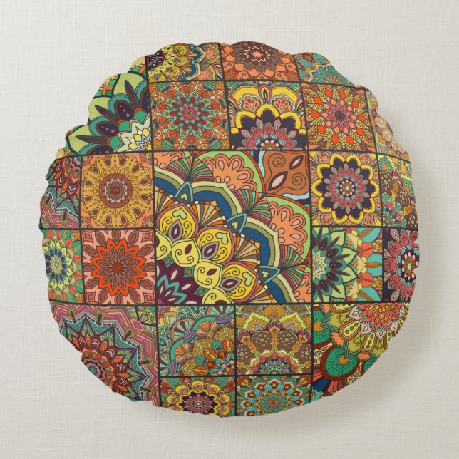 Almofada Redonda Conjunto de azulejos Boho e padrão perfeito. Siste (Frente)