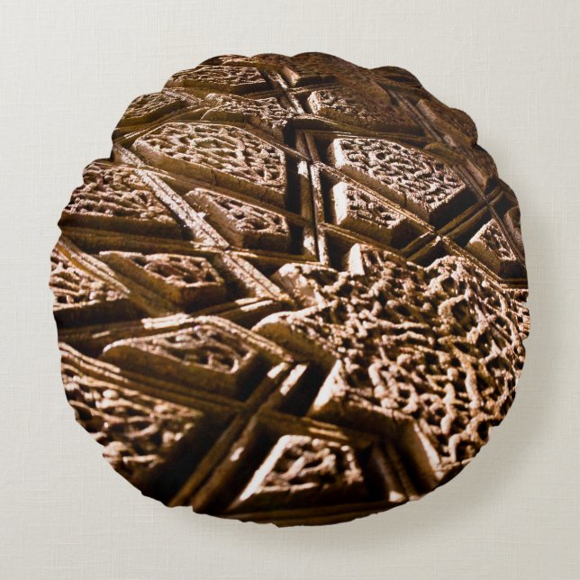 Almofada Redonda Estrelas Marrons Neutras (Frente)