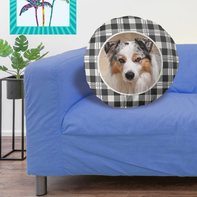 Almofada Redonda Eterno Pet Photo Dark Cinza Xadrez (Buffalo Plaid Dark Gray and Buttercream Photo Round Pillow)