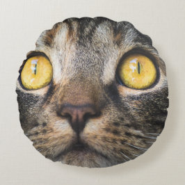 Almofada Redonda Fechamento de Gato com Olhos Amarelos