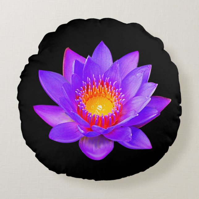 Almofada Redonda Flor de Lótus Violeta em Preto (Frente)