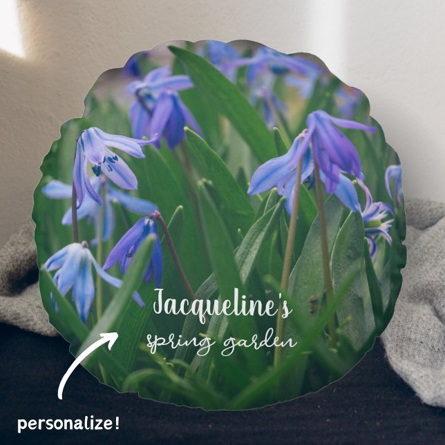 Almofada Redonda Flores azuis no primavera (Criador carregado)