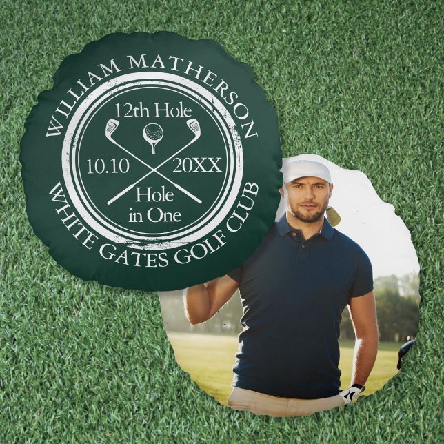 Almofada Redonda Foto personalizada de buraco de golfe em um Emeral (Custom Golf Hole in One Photo Emerald Green Round Pillow)