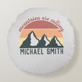 Almofada Redonda Montanhas de pastel de safra chamam cinza de monog