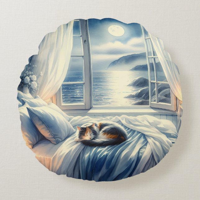 Almofada Redonda Moonlit Coastal Bedroom with Sleeping Cat (Frente)
