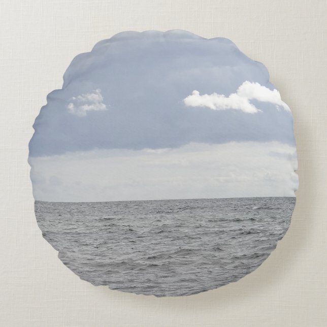Almofada Redonda Nuvens bonito e marítimas (Frente)