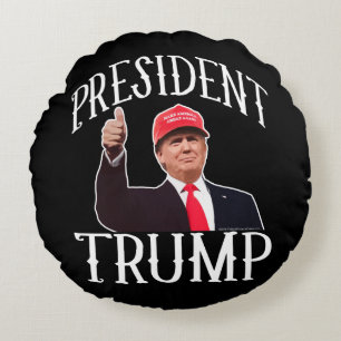 Almofada Redonda O presidente Donald Trump Red Hat manuseia acima