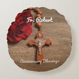 Almofada Redonda Ordenação do Padre Rosa vermelha e Rosário