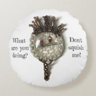 Almofada Redonda Pete, o Travesseiro Grumpy