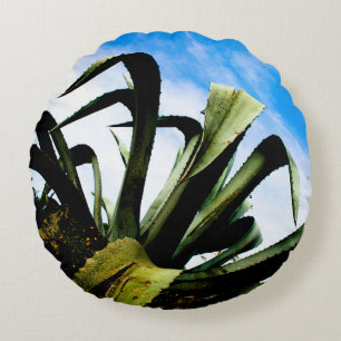 Almofada Redonda Planta grande verde-azul com céu azul brilhante