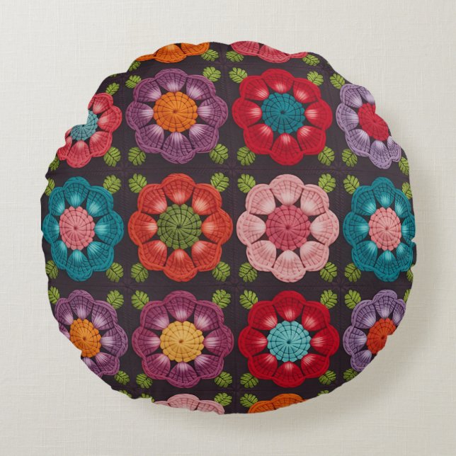 Almofada Redonda Pouf Preto Decorativo com 20 Flores de Margarida - (Frente)
