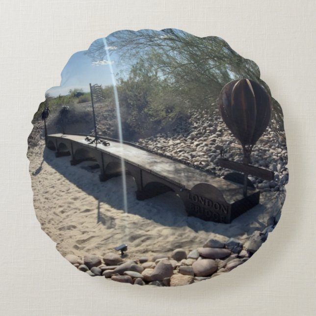 Almofada Redonda Réplica da Ponte de Londres (Frente)