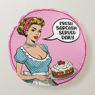 Almofada Redonda Retro Pinup_ Servido Diariamente