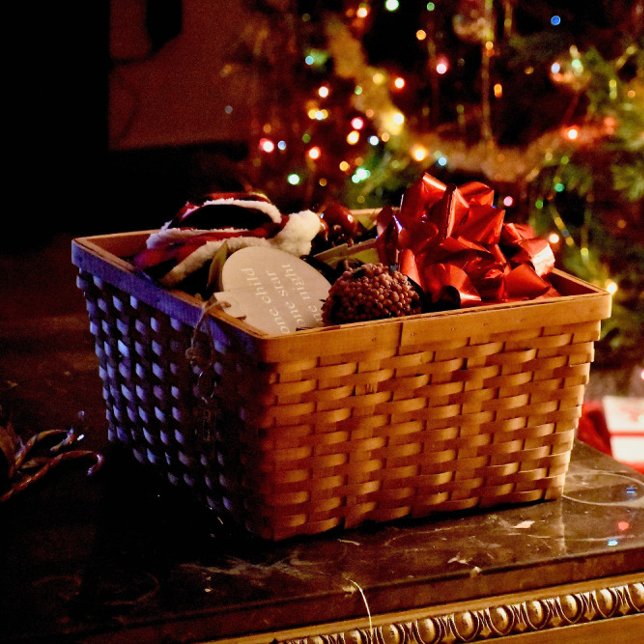 Almofada Redonda Round Pillow (Christmas Dreams by Sherry Lee St Clair McDowell)