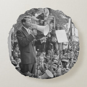 Almofada Redonda Sen. Robert Kennedy Campaigning para Presidente do