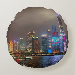 Almofada Redonda Sonhos Elétricos - Futurística Shanghai Skyline, A