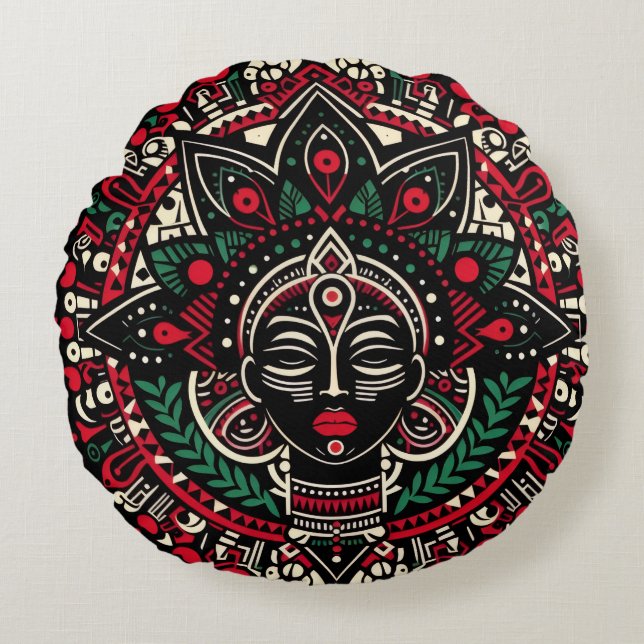 Almofada Redonda Theyyam Spirit Pillow – Vibrant Indian Folk Art (Frente)
