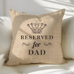 Almofada Reservado Para Monograma Personalizado Funny Pai<br><div class="desc">Belo travesseiro decorativo decorativo de sotaque. Perfeito para o sofá ou para a cama. Bela decoração para qualquer quarto. Escolha sua própria forma: quadrada,  retangular,  lombar ou redonda.</div>
