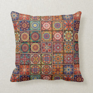 Almofada Retalhos do vintage com elementos florais da