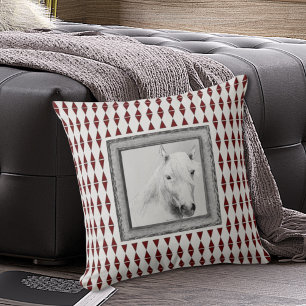 Almofada Retrato de Cavalo Branco Burgundy Harlequin Arte