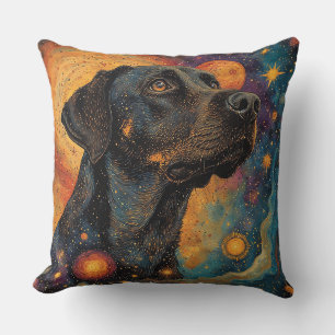 Almofada Retrato de Labrador Preto em um Espaço Cósmico