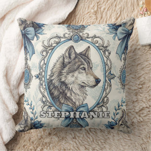 Almofada Retrato do Lobo de inverno em azul Ornamentado e q