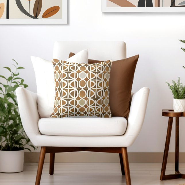 Almofada Retro abstrato (Complete your elegant retro look with an exclusive Wild on Flowers  Decorative Throw PIllow.)