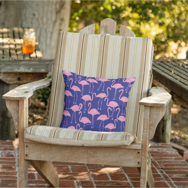 Almofada Retro Hand-Drawn Flamingo | Tropical Pattern Navy (Cadeira)
