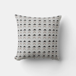 Almofada Riding helmet and crops Throw Pillow