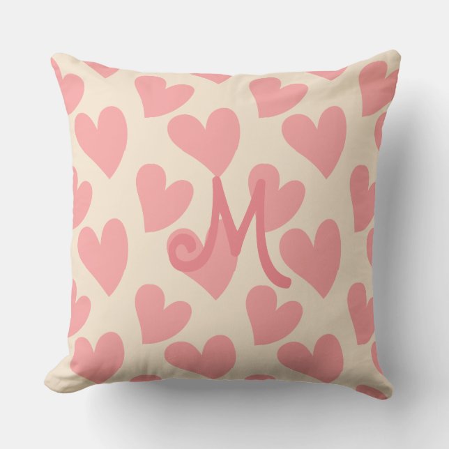 Almofada Rosa Pastel Sonhador Corações Monogramado Bege (Frente)