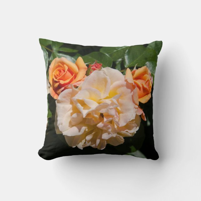 Almofada Rosas Creme Laranja (Frente)