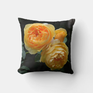 Almofada Rosas ingleses amarelos