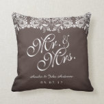 Almofada Rustic Lace Sr. e Sra. Travesseiro de Casamento<br><div class="desc">Travesseiros de casamento mais bonito na Loja Little Bayleigh!</div>